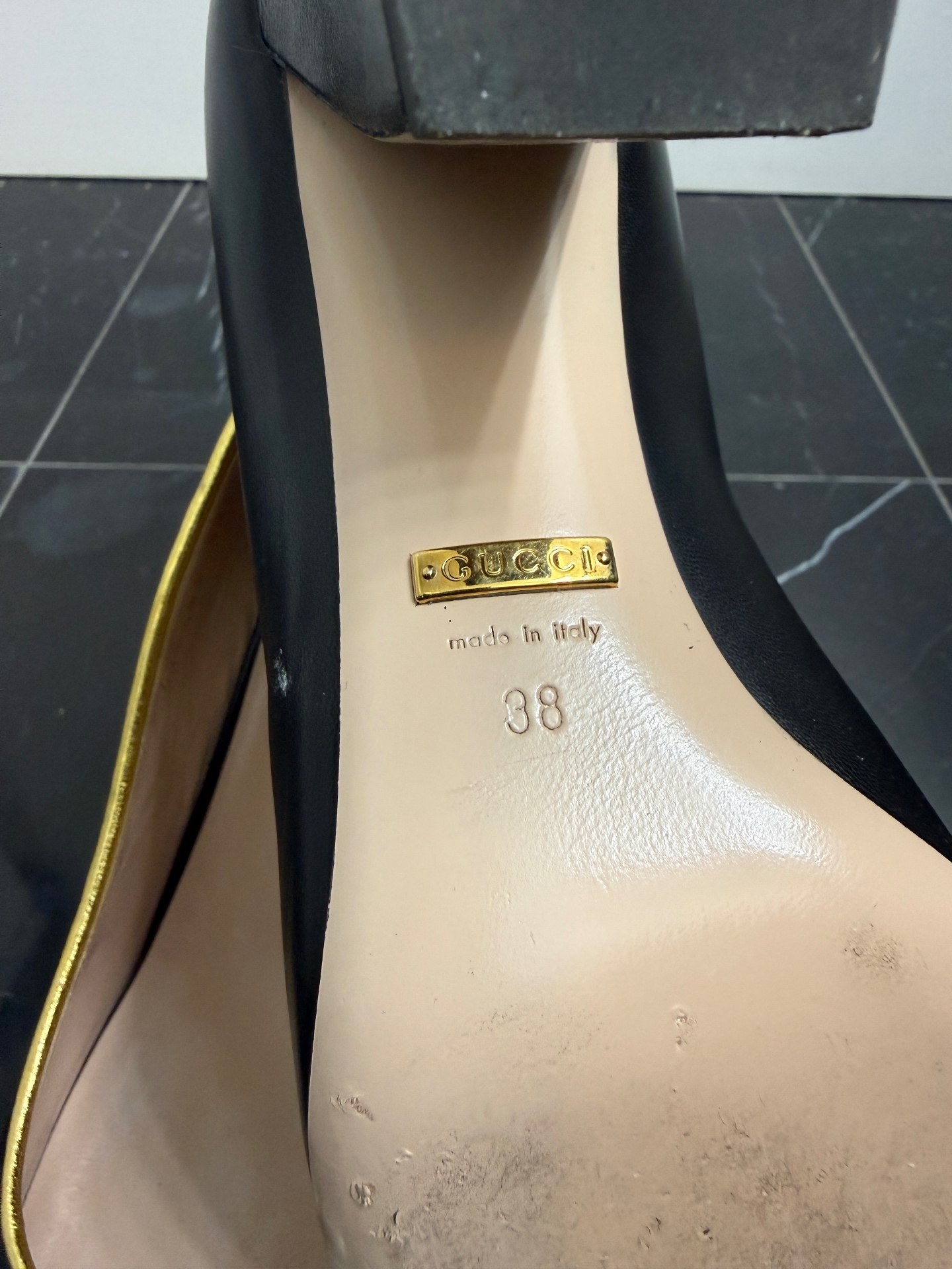 Sole & Size Detail